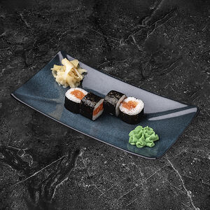 Мини ролл с лососем