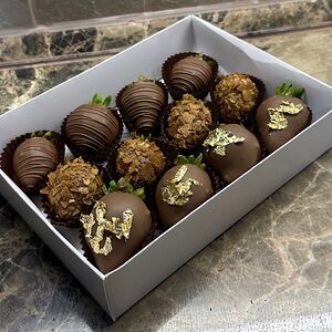 Клубника в молочном шоколаде 