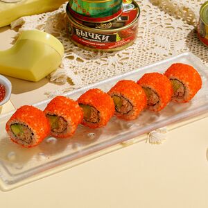 Ролл Калифорния с лососем