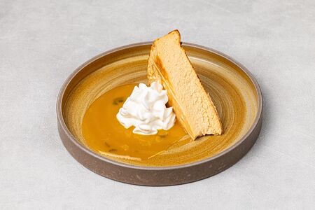 Испанский жжёный чизкейк