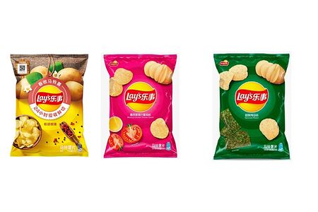 Картофельные чипсы Lay's в ассортименте 