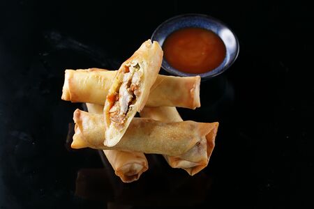 Спринг роллы со свининой