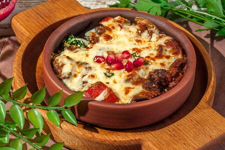 Аджапсандал горячий с сыром на кеци