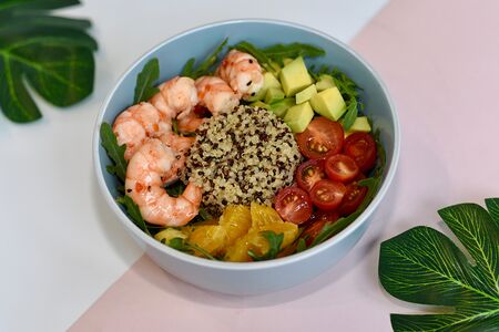 Боул Fitness с киноа и креветками