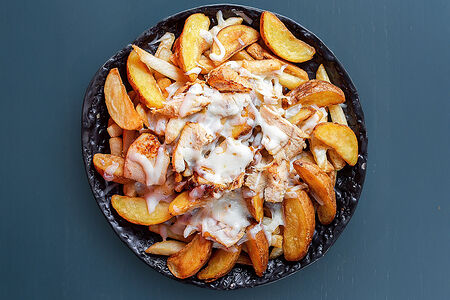 Картофель по-канадски с курицей