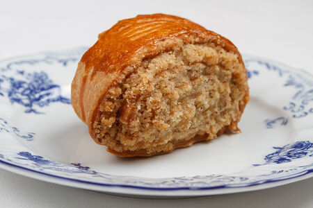 Када с орехами