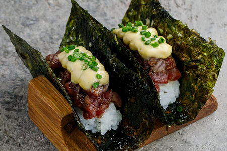 Тартар из говядины с фуа-гра