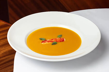 Тыквенный суп с крабом