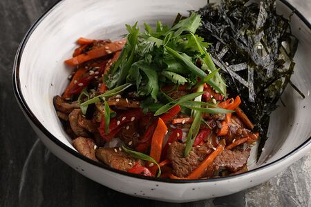 Мраморная говядина и шиитаке 