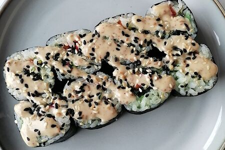 Ролл с Чуккой