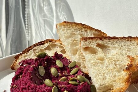 Хумус из свёклы