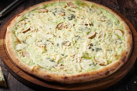 С грушей и горгонзолой D33 Пицца на тонком тесте