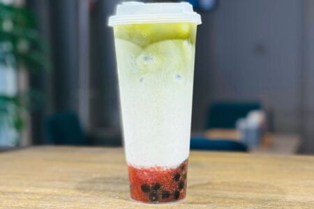 Зеленая Матча клубника 