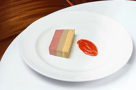 Террин, фуа-гра и шампиньоны