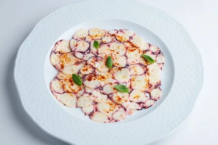 Карпаччо из осьминога