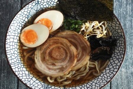 Сею Рамен со свининой часю L