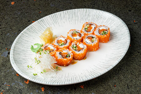 Ролл Калифорния с лососем