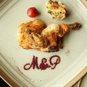 Половина цыпленка на гриле