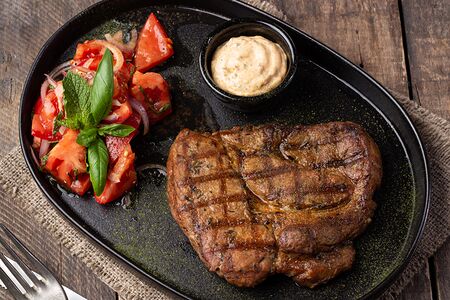 Стейк из свиной шеи