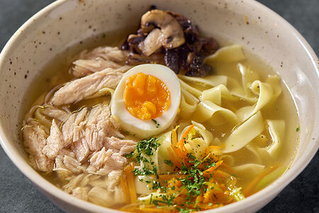 Куриная лапша с грибами