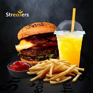 Комбо с фирменным бургером