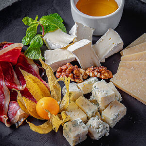 Ассорти к вину