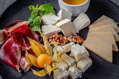 Ассорти к вину