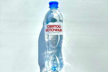 Вода без газа Святой источник 