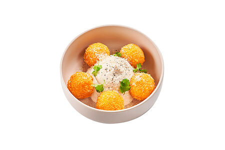 Хрустящий сулугуни и пармезан