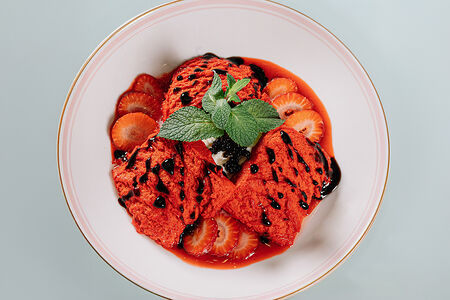 Земляничная страчателла