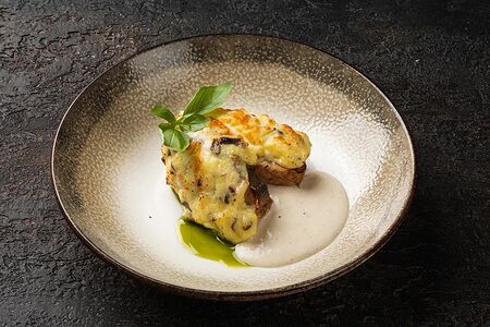 Горбуша с картофелем и маслятами