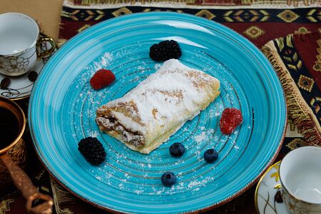 Штрудель яблочный