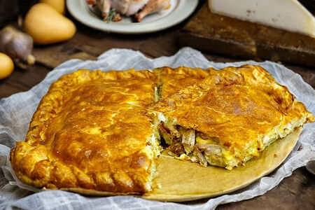  Пирог с курицей, грибами и сыром