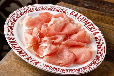 Прошутто с трюфелем