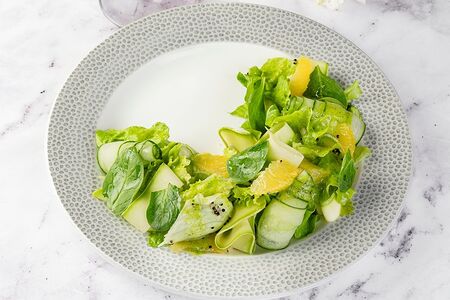 Зеленый салат