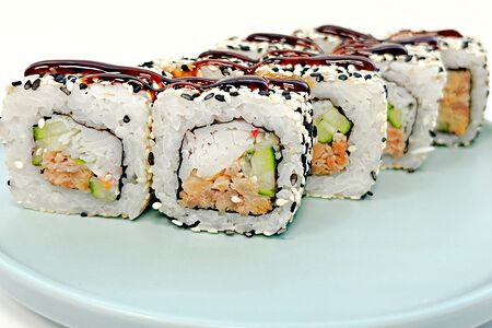 Цунами ролл