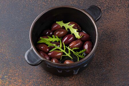 Оливки Каламата