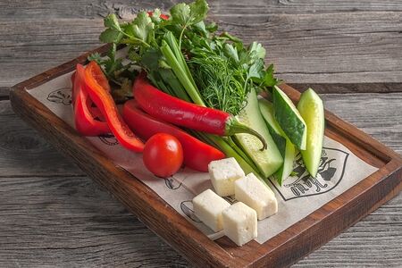 Сезонные овощи и зелень