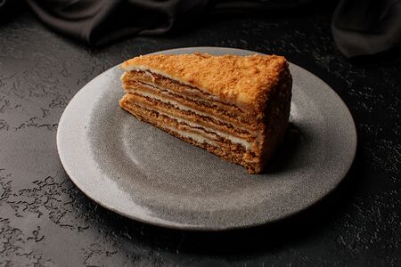 Торт Медовик