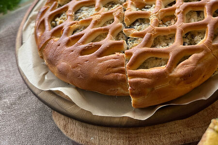 Пирог с курицей и грибами на дрожжевом тесте