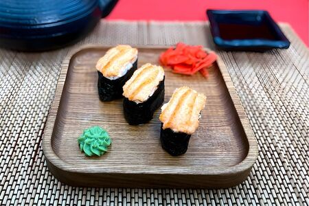 Сет Гункан запечённый