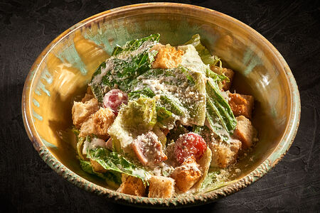 Салат Цезарь Романо