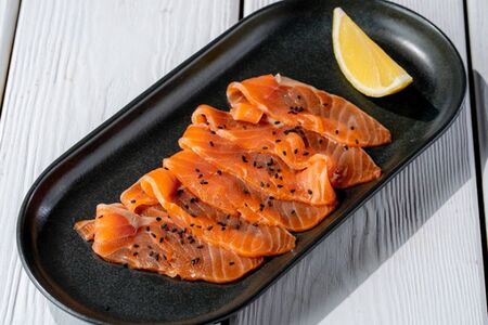 Слабосолёный лосось 