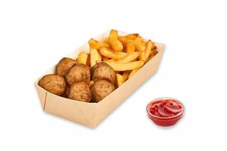 Картофель соломка с митболами(соус сладкий чили)