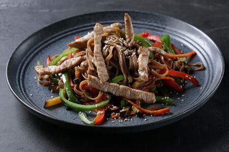 Вок Тори яки соба