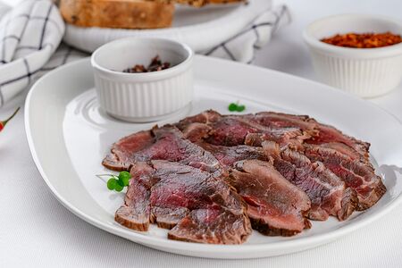 Ростбиф с карамелизованным луком