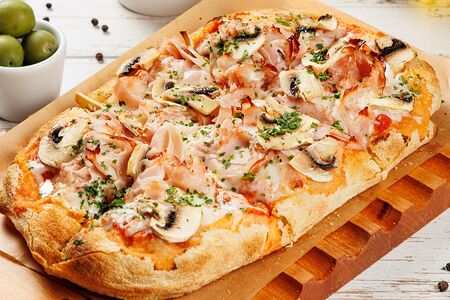 Ветчина и грибы (ветчина, грибы и сыр моцарелла)