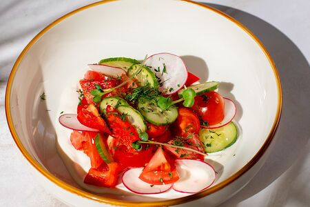 Салат из свежих овощей 