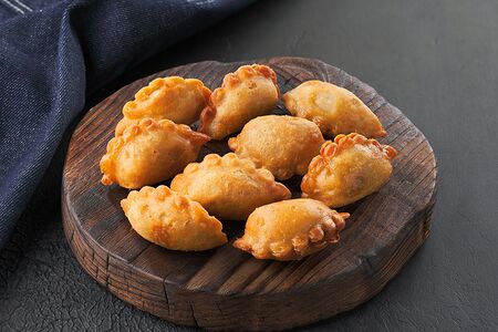 Чебуречки мини острые с мясом