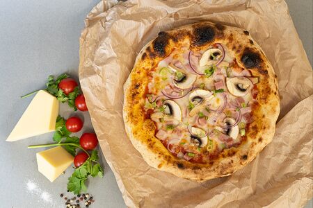 Пицца Тамбовский окорок с грибами